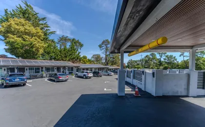 Surf Inn