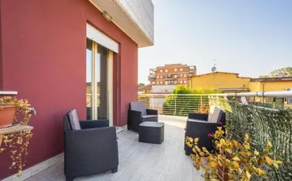 Urban Retreat private parking terrace