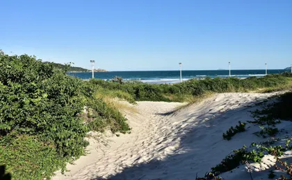 Apto Em Condominio Pe Na Areia No Campeche P2519