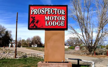 Prospector Motor Lodge (Adults only)