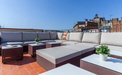 Aparteasy - Deluxe Family Apartments with Pool