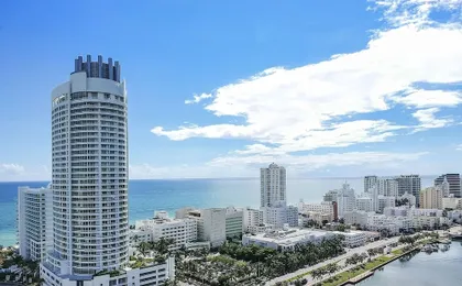 Junior Suite 1 At Sorrento S- Fontainebleau Miami Beach Studio Bedroom Home by RedAwning