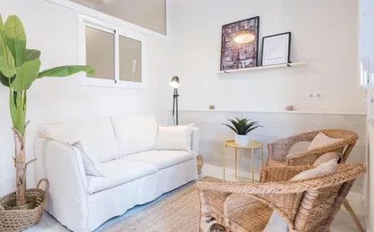 Sunny Terrace Apartment in Gracia, Barcelona - Local Lifestyle