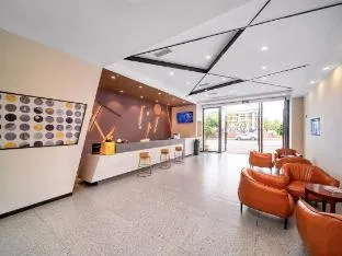 Iu Hotel·Chongqing Xinpai·Fang Fortune Centre