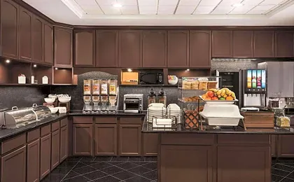Country Inn & Suites by Radisson, Schaumburg, IL