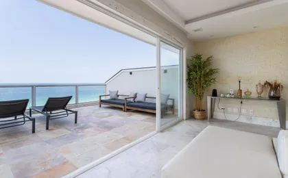 Penthouse Overlooking Ipanema Beach | Vsc2 Z1