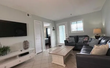 Family Getaway - Boardwalk to the Beach, 3 pools, Tennis