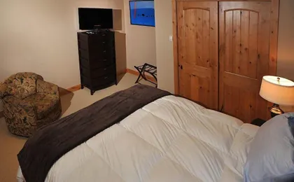 Meadow Brook Chalet