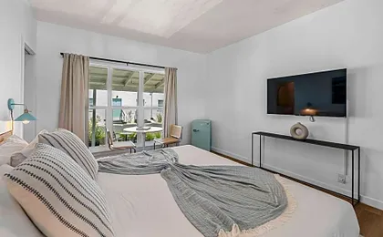 Aliza Hotel