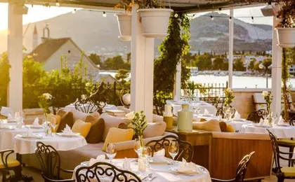 Hotel Brown Beach House & Spa