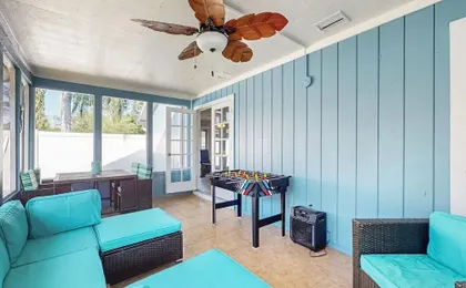 Centrally Located Dog-friendly Home With Beach Gear & Patio - Snowbird-friendly