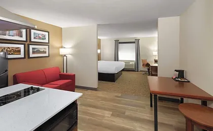Hawthorn Extended Stay by Wyndham College Station South