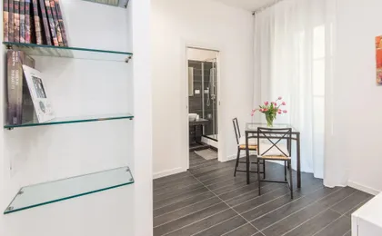 Residenza Ottaviano 105 by Hili