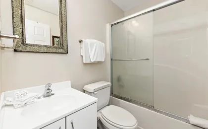 Royal Palms 1303