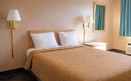 Tree Inn & Suites Albuquerque