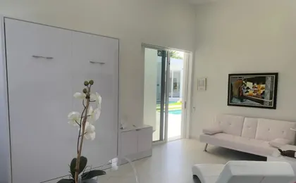 Men Only Clothing Optional Guesthouse near Wilton Manors
