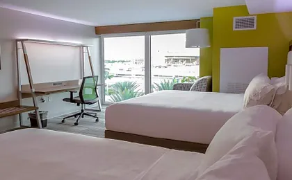 Holiday Inn Express & Suites Miami Airport By IHG
