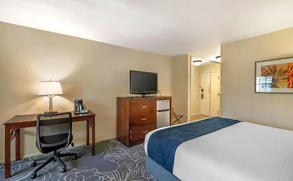 Best Western Plus Carpinteria Inn