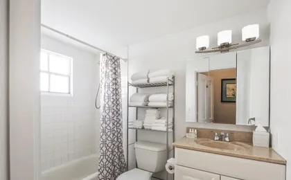Duval Dream Loft by Brightwild Right on Duval