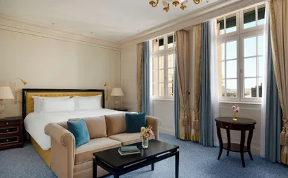 Shangri-La Paris
