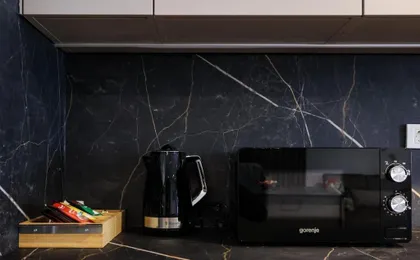 Luxury Vista Haven - Apt2, Free Parking (Adults Only)