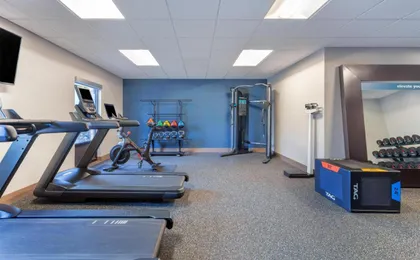 Hampton Inn Akron-South (H)