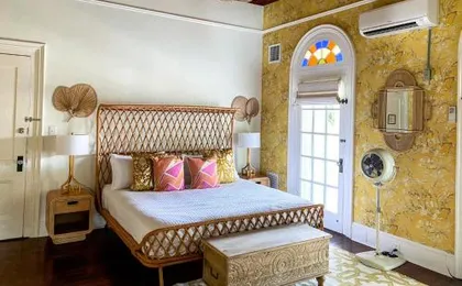 Marreros Guest Mansion - Adult Only
