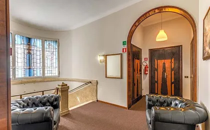 Hotel Apollo