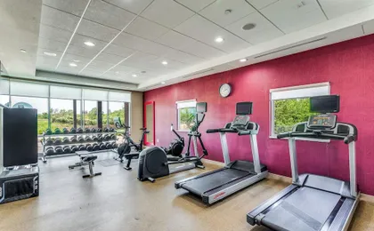 HOME2 SUITES BY HILTON FORT WORTH ARLING