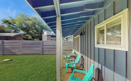 Wine Country Retreat w/ Yard: 1 Mi to Main Street