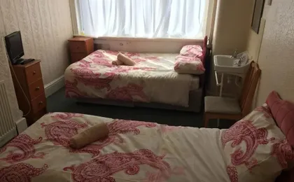 MIdway Hotel