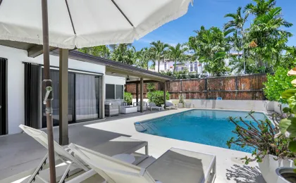 Ocean Breeze Villa 3 Bdr, Pool