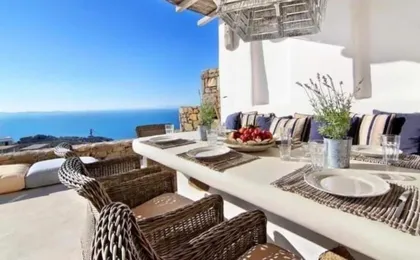 White Rock Suites & Villas