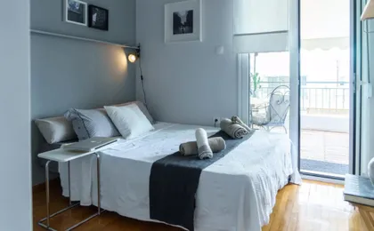 Small & cosy with Acropolis & Lycabettus view