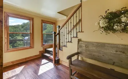 Mossy Brook - 6 Br home by RedAwning
