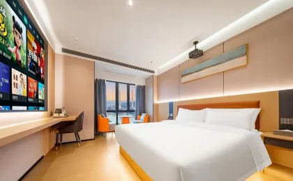 Platinum Hotel (Eight kilometer Light Rail Station Branch)