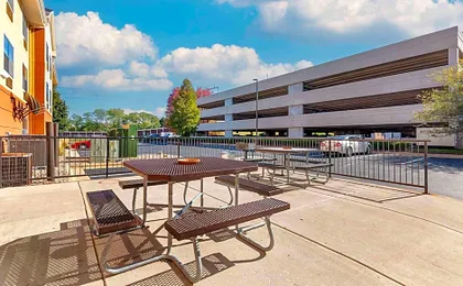 Extended Stay America Suites - Madison - Junction Court