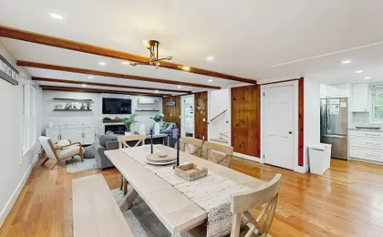 3BR House Close to Beach: Large Yard & Deck!