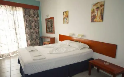 Apartment for 4 Persons, Swimming Pool, Near the Beach