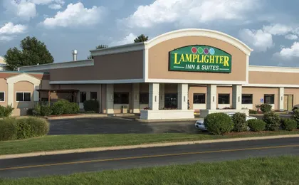Lamplighter Inn & Suites North