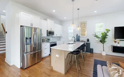 Atlanta Townhome: Walk to Mercedes-benz Stadium!