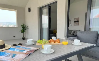Beachfront House Olbia with Private Parking