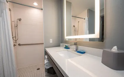 Holiday Inn Express & Suites Houston - Hobby Airport Area