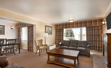 Ramada by Wyndham Spokane Airport