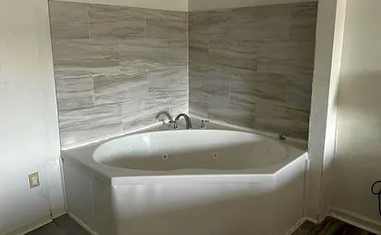 Quality Inn & Suites Decatur Priceville I-65