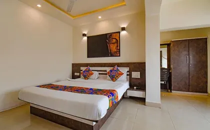Fabhotel Rs Apartment