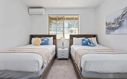 @marbella Lane - Elegant 3BR w/ Marvelous Views
