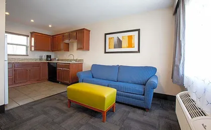 Hotel Aspen Flagstaff/ Grand Canyon InnSuites