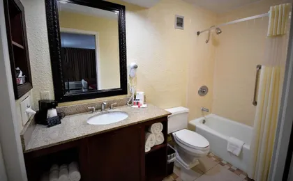 Ramada by Wyndham Jacksonville Hotel & Conference Center