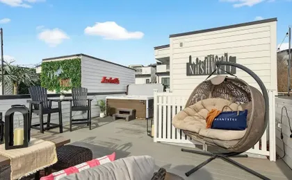 Dixieland Delight by Avantstay Rooftop Hot Tub + Games + Views Near Broadway